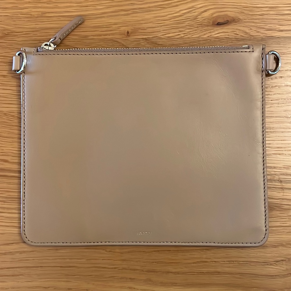 Theory clutch